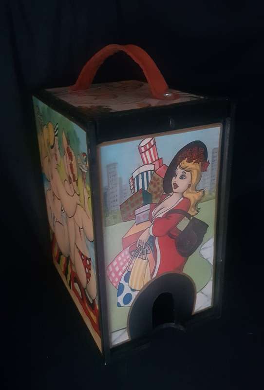 Wine Box Vintage Holder