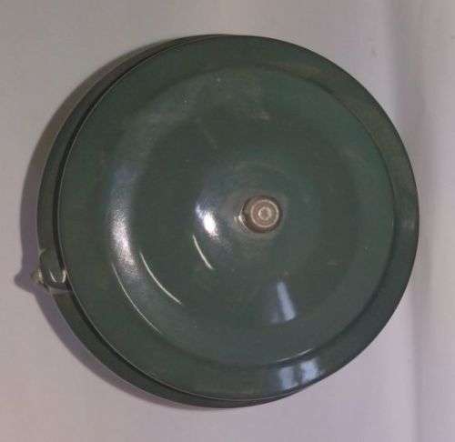 Coleman 214-700 Kerosene Lantern: Almost Mint Condition