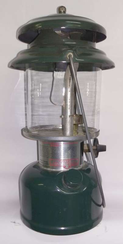 Coleman 214-700 Kerosene Lantern: Almost Mint Condition