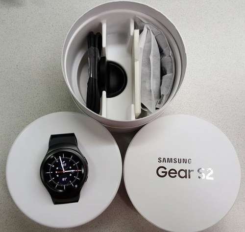 Brand New Samsung Gear S2