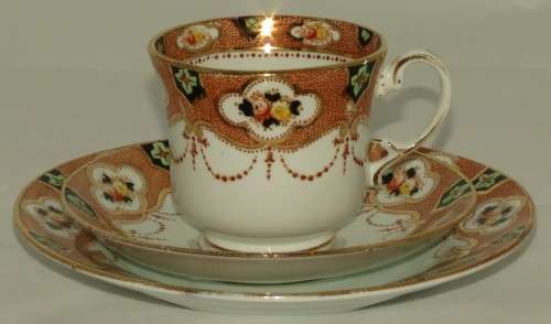 Royal Albert Unnamed Pattern 475 Trio