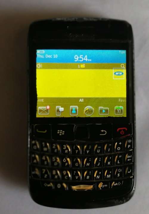 BLACKBERRY BOLD 9700 - @ R1 no reserve - PLEASE READ DISCRIPTION