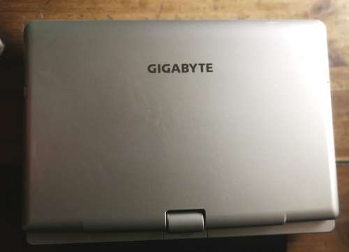 GIGABYTE T1005 Light weight travel laptop- with swivel 10 inch screen @ R1 no reserve