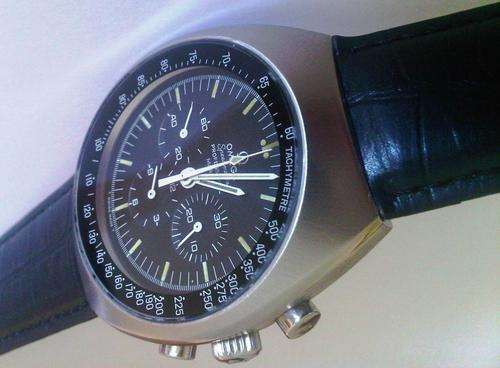 Omega Speedmaster Professional Mk II with black face (original) in Mint condition.
