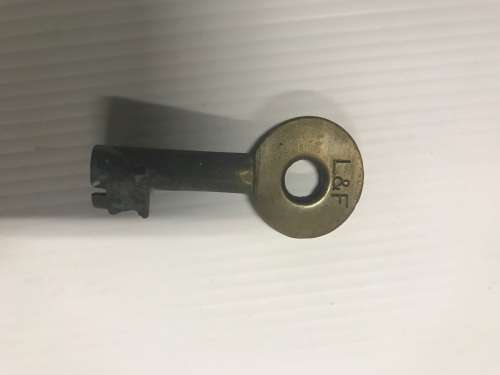 Vintage brass key - 1958 SAR