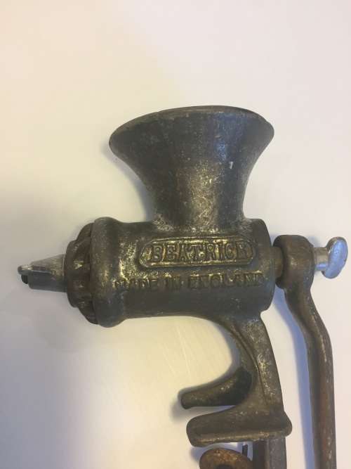 Vintage Beatrice Harper Herb Grinder