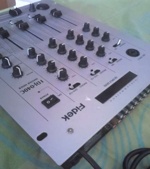 Fidek FDJ-040 DJ Mixer