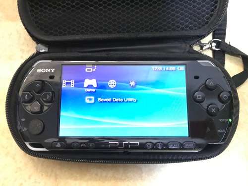 2x Sony PSP/ PSP 1000 and PSP street Combo with games
