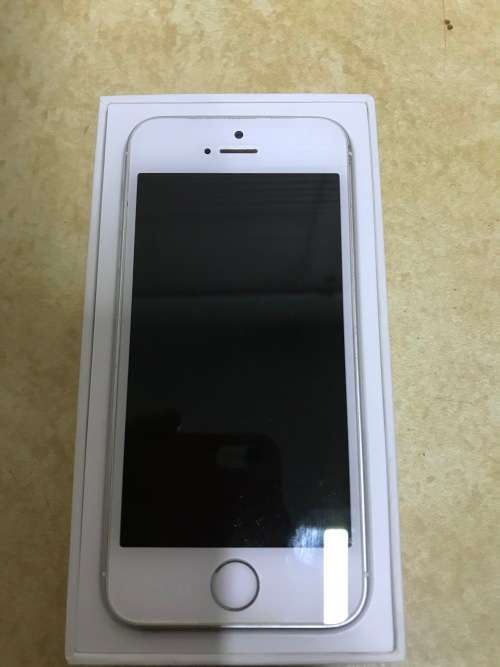 Iphone 5 SE 16GB / Ipad 2 32GB Wifi/3G Combo