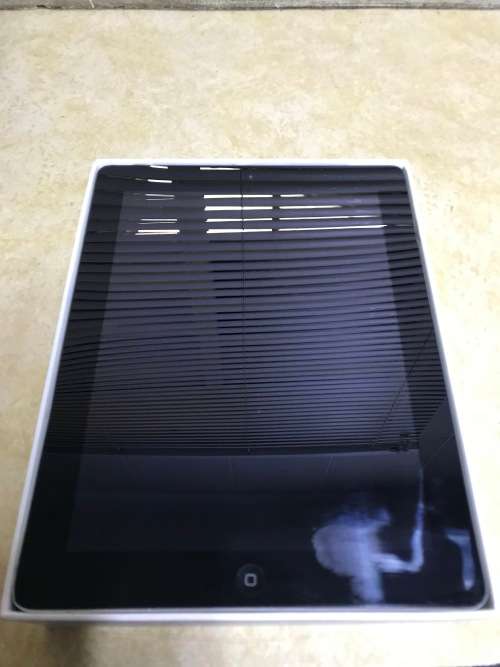 Iphone 5 SE 16GB / Ipad 2 32GB Wifi/3G Combo