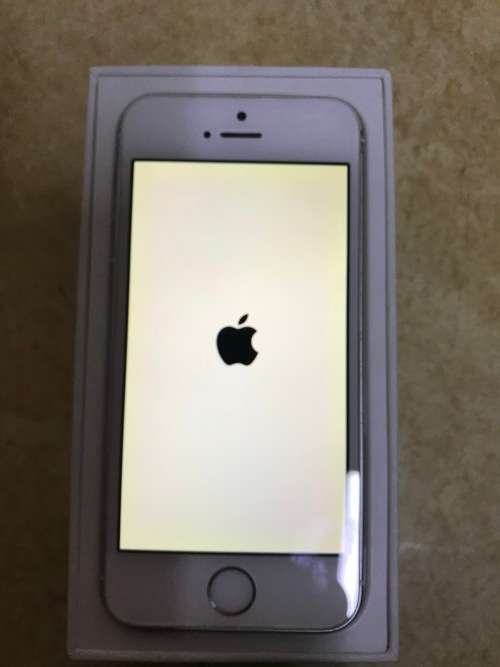 Iphone 5 SE 16GB / Ipad 2 32GB Wifi/3G Combo