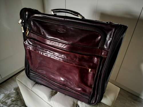 Partridge Genuine Leather Suit Bag