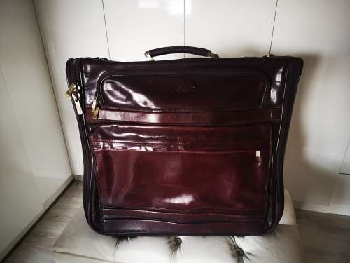 Partridge Genuine Leather Suit Bag