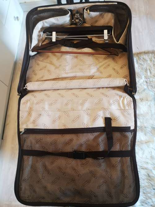 Partridge Genuine Leather Suit Bag