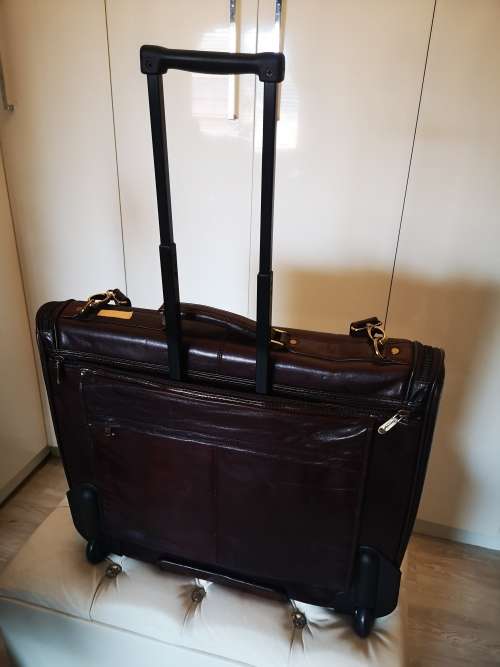 Partridge Genuine Leather Suit Bag