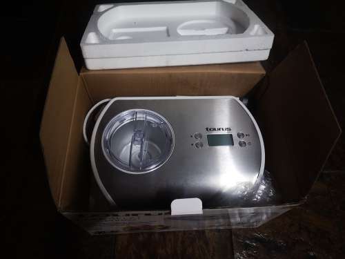 Taurus Ice Cream Maker
