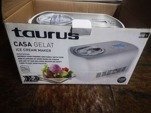 Taurus Ice Cream Maker