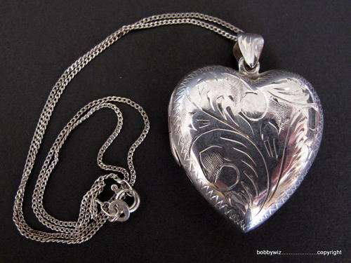 Silver Locket Heart