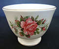VINTAGE QUEEN ANNE BONE CHINA ENGLAND OPEN FOOTED SUGAR BASIN - PATTERN 8540