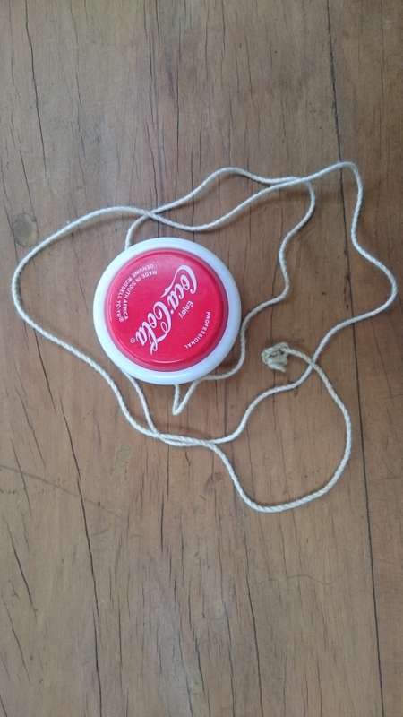 Yo-Yo Vintage Some wear Original string