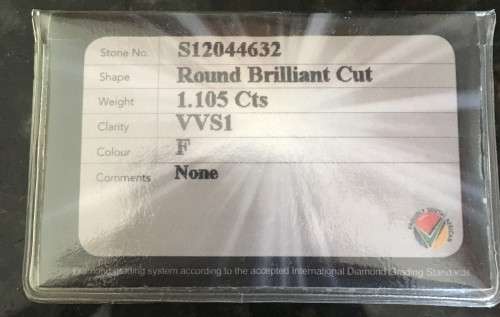 1.105 Carat Round Brilliant Cut VVS1 Colour F Diamond