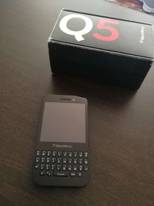 **BlackBerry Q5 For Sale**