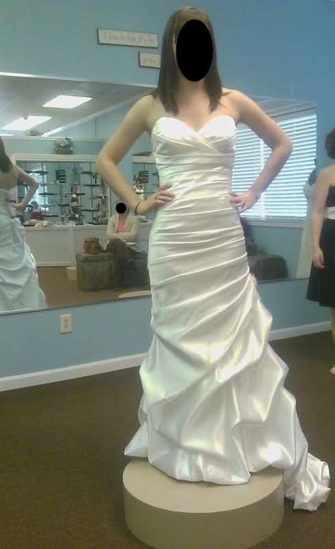BASE WEDDING DRESS
