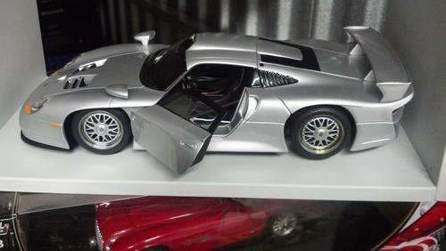 porsche 911 gt1