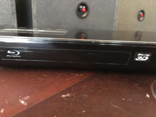 Blu-Ray Disk / DVD Player BDP-S49 (Blu-Ray Full HD 3D)