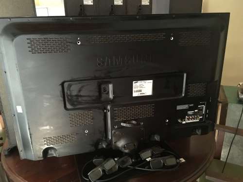 Plasma 3D HD TV 43 Inch