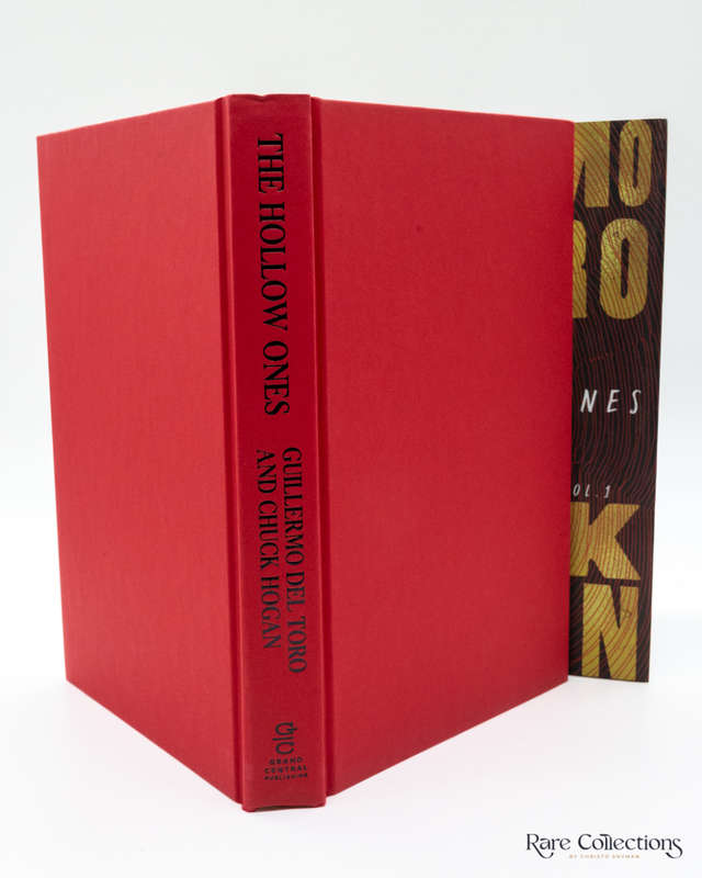The Hollow Ones by Hogan, Chuck & Toro, Guillermo Del