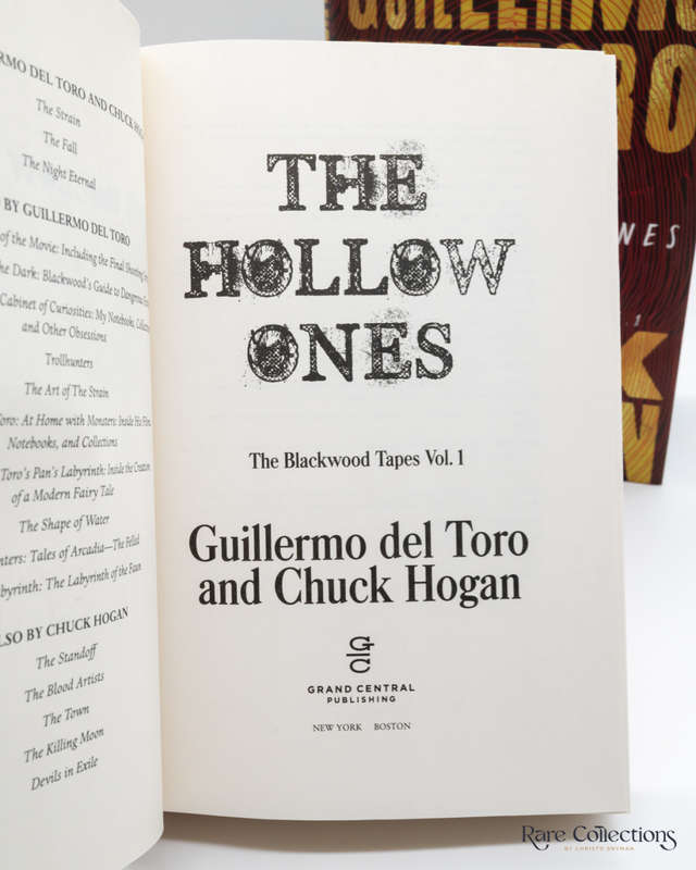 The Hollow Ones by Hogan, Chuck & Toro, Guillermo Del