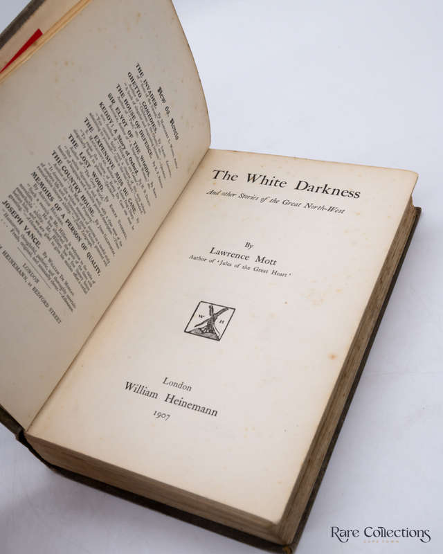 The White Darkness by Lawrence Mott