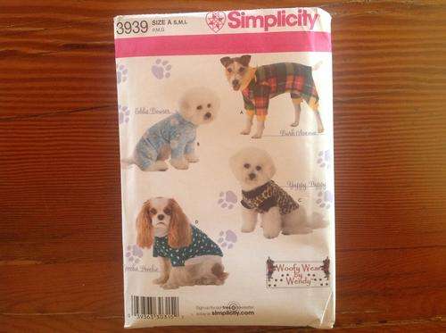 Dog Clothes Simplicity Pattern 3939