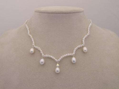 *ELEGANCE* Genuine White Freshwater Pearl Necklace