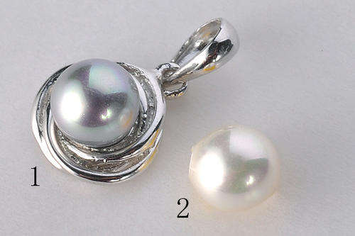 <<CLASSIC>> STERLING SILVER Pendant with WHITE Shell Pearl