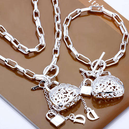 Designer's Silver Bracelet and Necklace Set