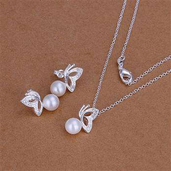 Designer's Silver and Pearls Butterfly Crystal Earrings and Necklace Set *imported