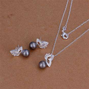 Designer's Silver and Black Pearls Butterfly Crystal Earrings and Necklace Set *imported