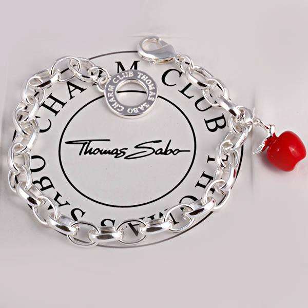 Thomas Sabo Silver bracelet with an Apple Charm*imported