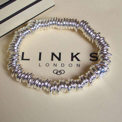 braceletes