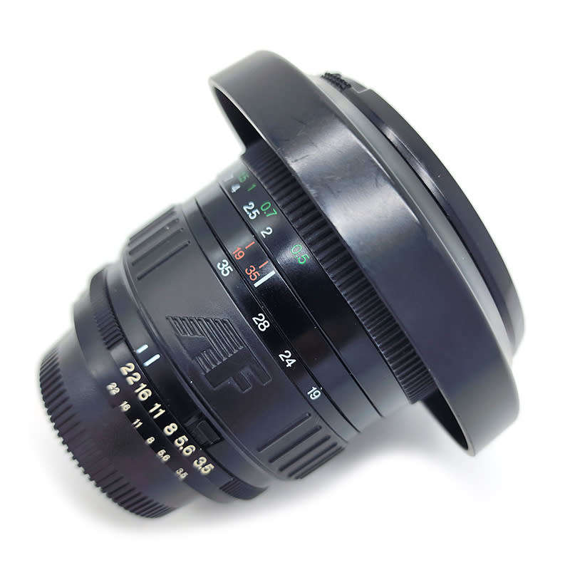 Cosina 19-35 mm f/3.5-4.5 for Nikon