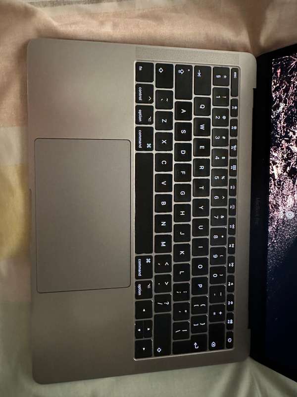 2017 Macbook Pro 13 inch