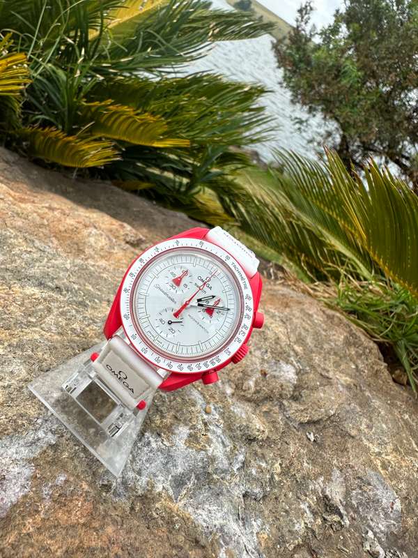 Omega x swatch mission to mars