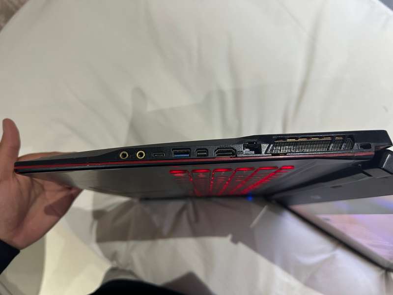 Msi gl73 8se