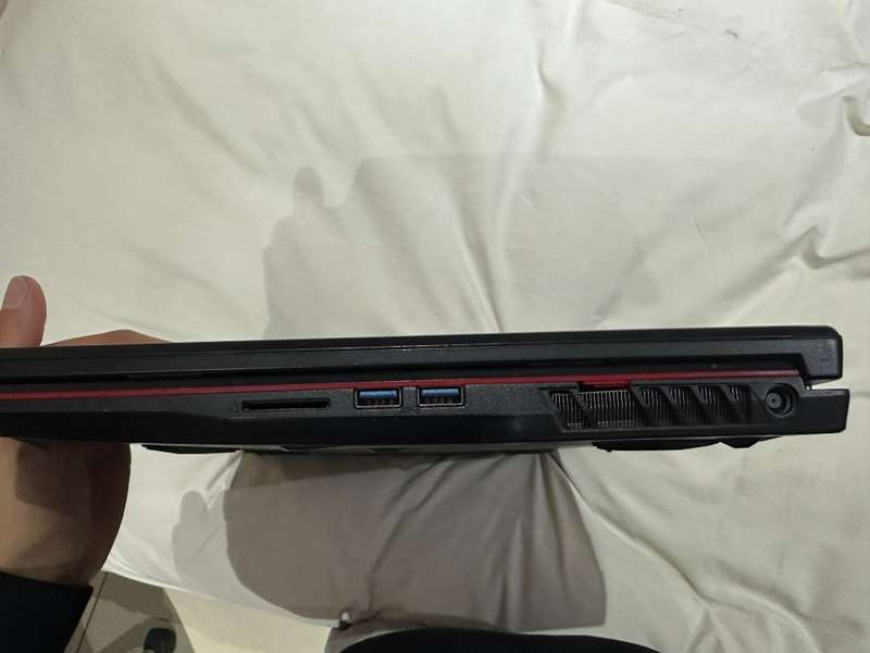 Msi gl73 8se