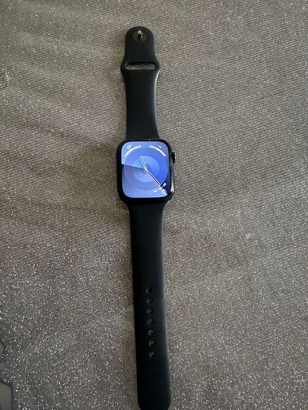 Apple Watch Series 7 45mm gps