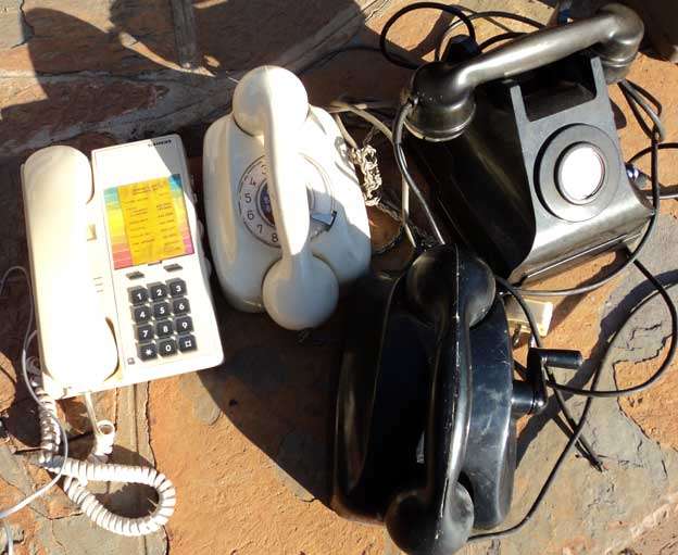 COLLECTION OF OLD SIEMENS TELEPHONES