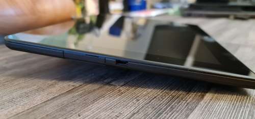 !!As New!! Lenovo Thinkpad 10 `2 in 1` with keyboard, stylus and dock!! Don`t miss out