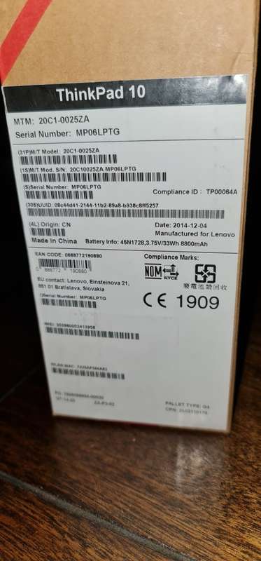 !!As New!! Lenovo Thinkpad 10 `2 in 1` with keyboard, stylus and dock!! Don`t miss out